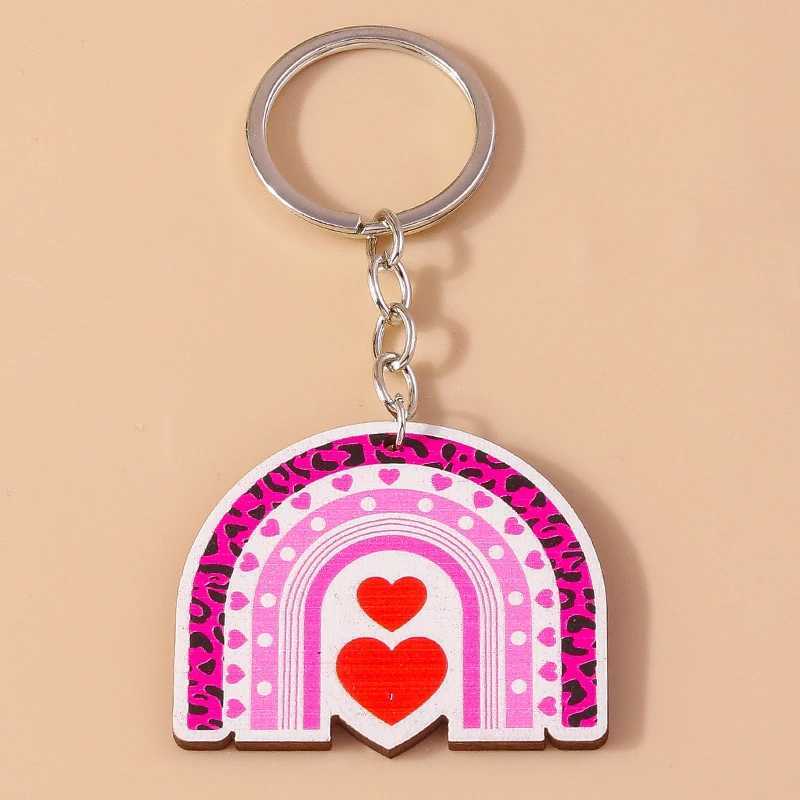 Kelechains Lonyards Fashion Love Heart Rainbow Charmes Keychains For Women Men Car Key Hands Hands Purse Hanging Keyrings Accessories DIY BIJOURS Cadeaux