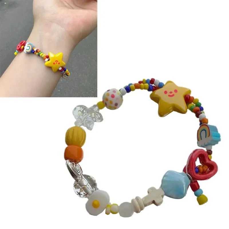 Perlenfarbenes Perlenarmband Einfache elastische Sommerschmuck stapelbare Freundschaft