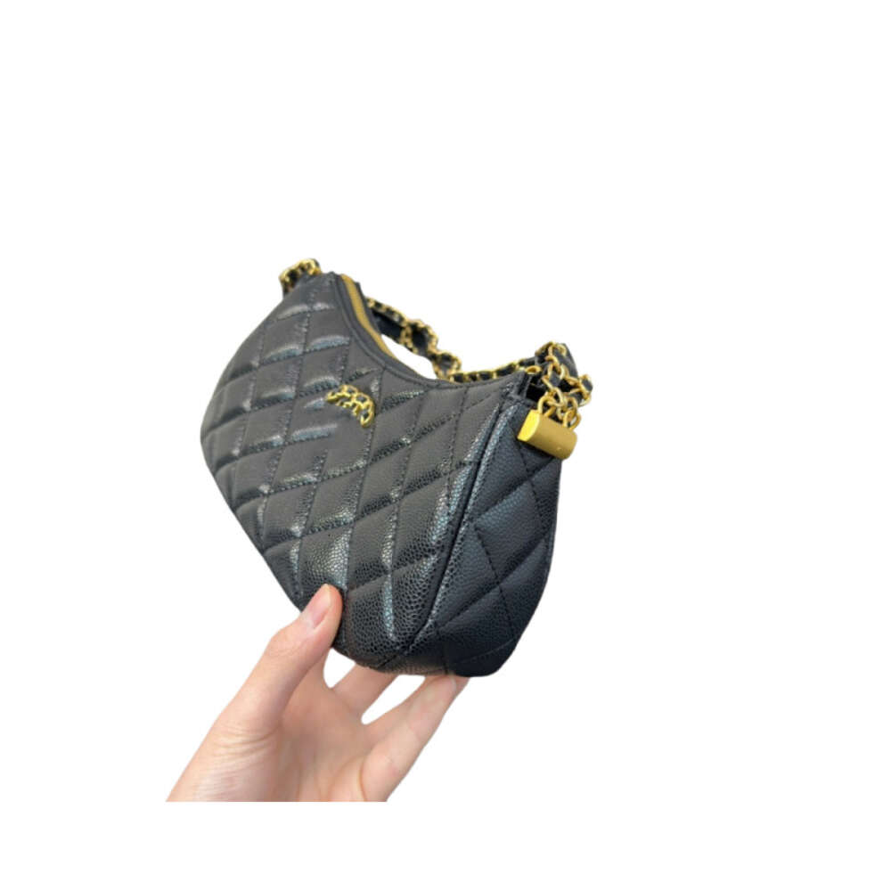 Bolso de descuento de marca de lujo NUEVA Avanzada Fashion Axila a las axilas Cadena de bolsas para mujer Versátiles de hombro único