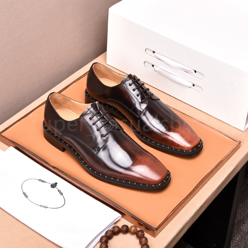 Men Loafers Designer kledingschoenen Echte lederen Italiaanse luxueuze handgemaakte slip op mannelijke trouwschoenen Maat 38-45