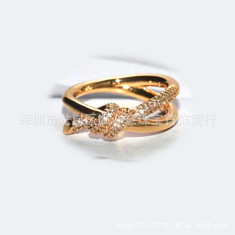 Women Band Tiifeany Ring Jewelry Knot 925 Sterling Silver Electroplated 18K Gold High Edition Wrapped with Diamonds Fashionable Fairy Style Sweet