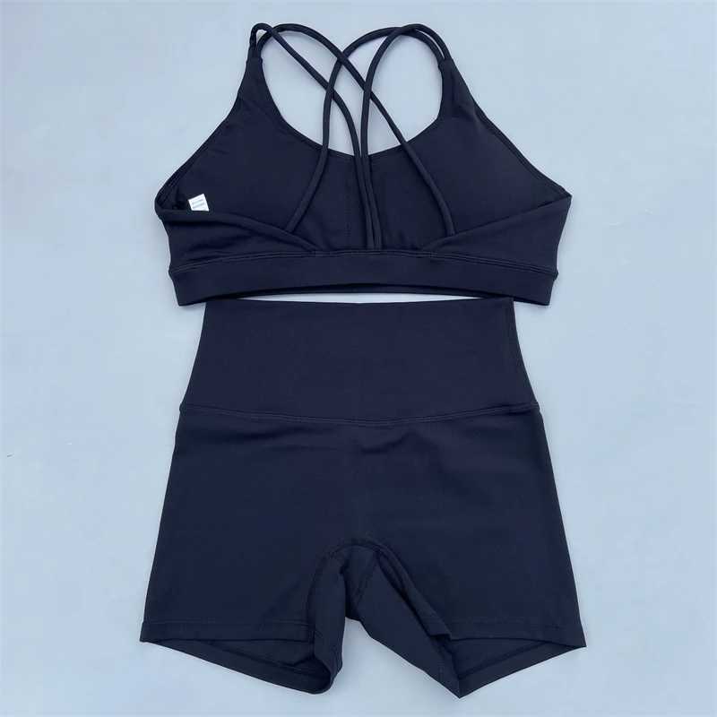 Women's Tracksuits Yoga shorts set womens gym sports set fitness track and field suit two-piece fitness set cross strap bra high waisted sprint suit 240424