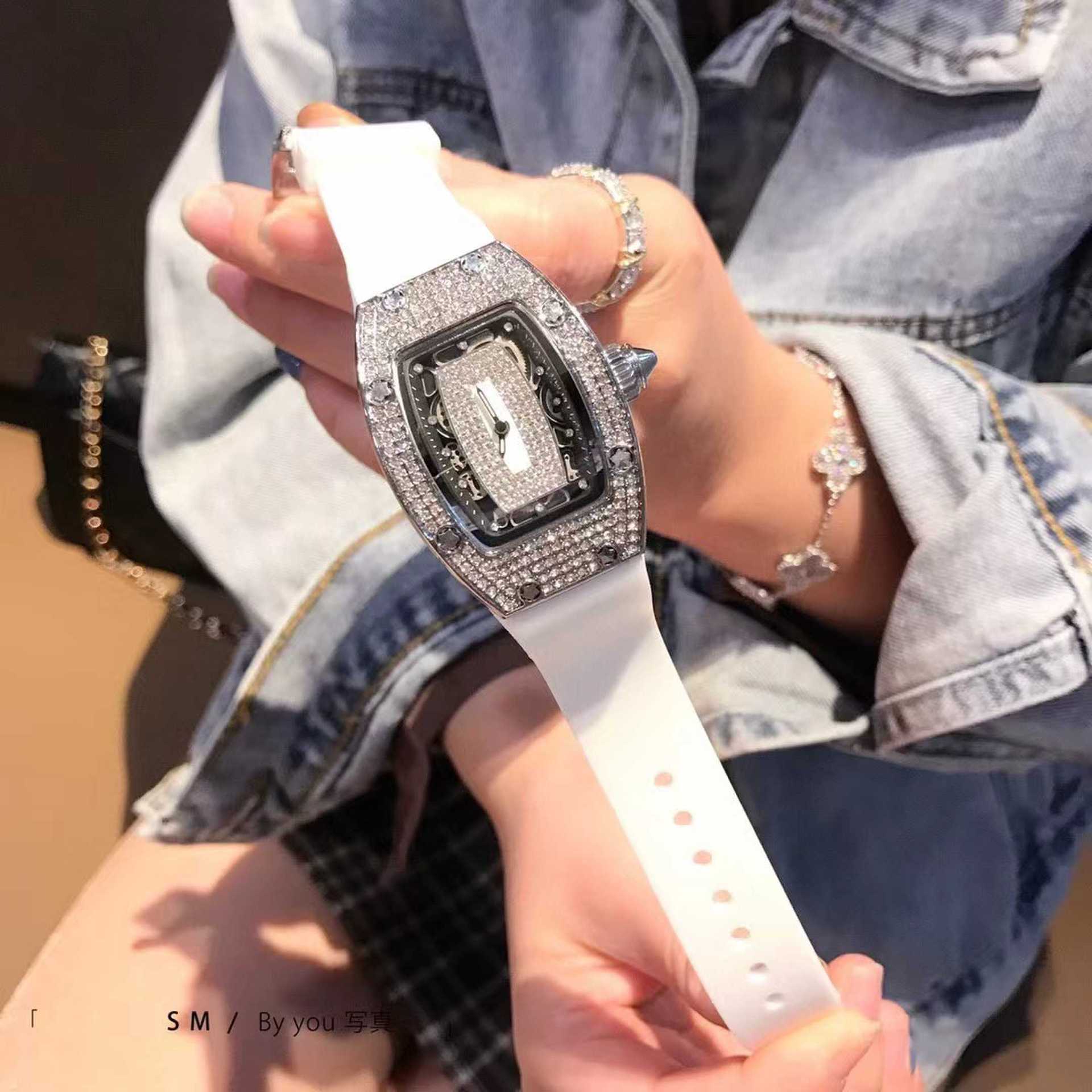 2024 hip hop orologio personalizzato personalizzato orologi moissanita uomo donna miglior prezzo da 41mm ghiacciati orologi di lusso movimenti automatici in acciaio inossidabile ghiacciato hip hop