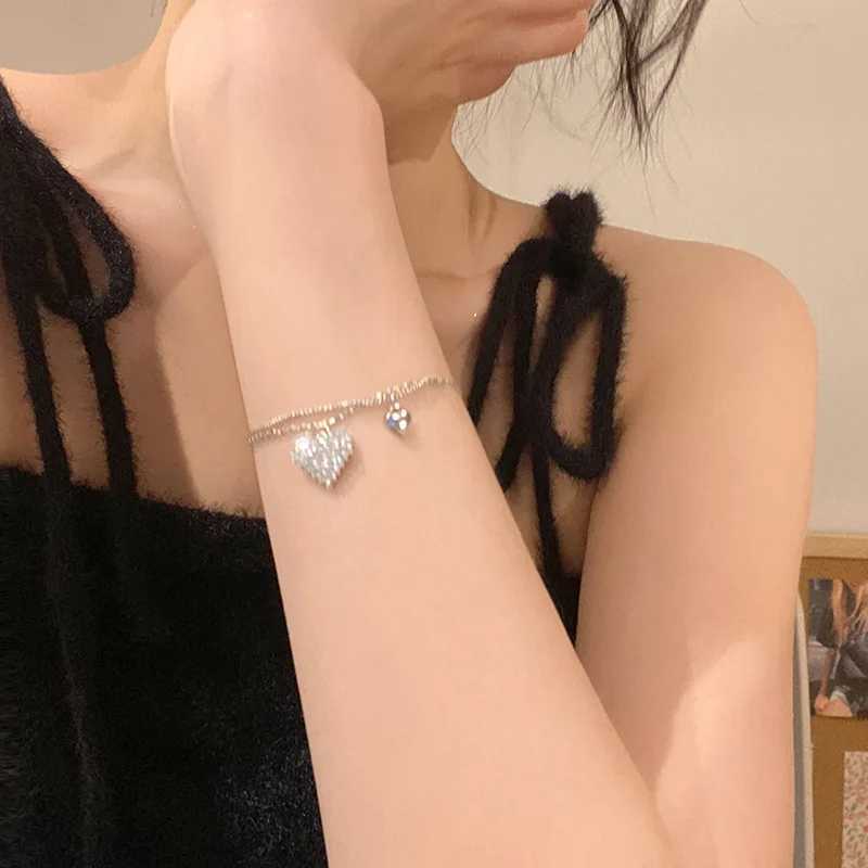 Bärade fashionabla hjärtformade dubbelskiktskedja armband kristallmåne stenklocka ankel kvinnamycken pulseras gåva barfota