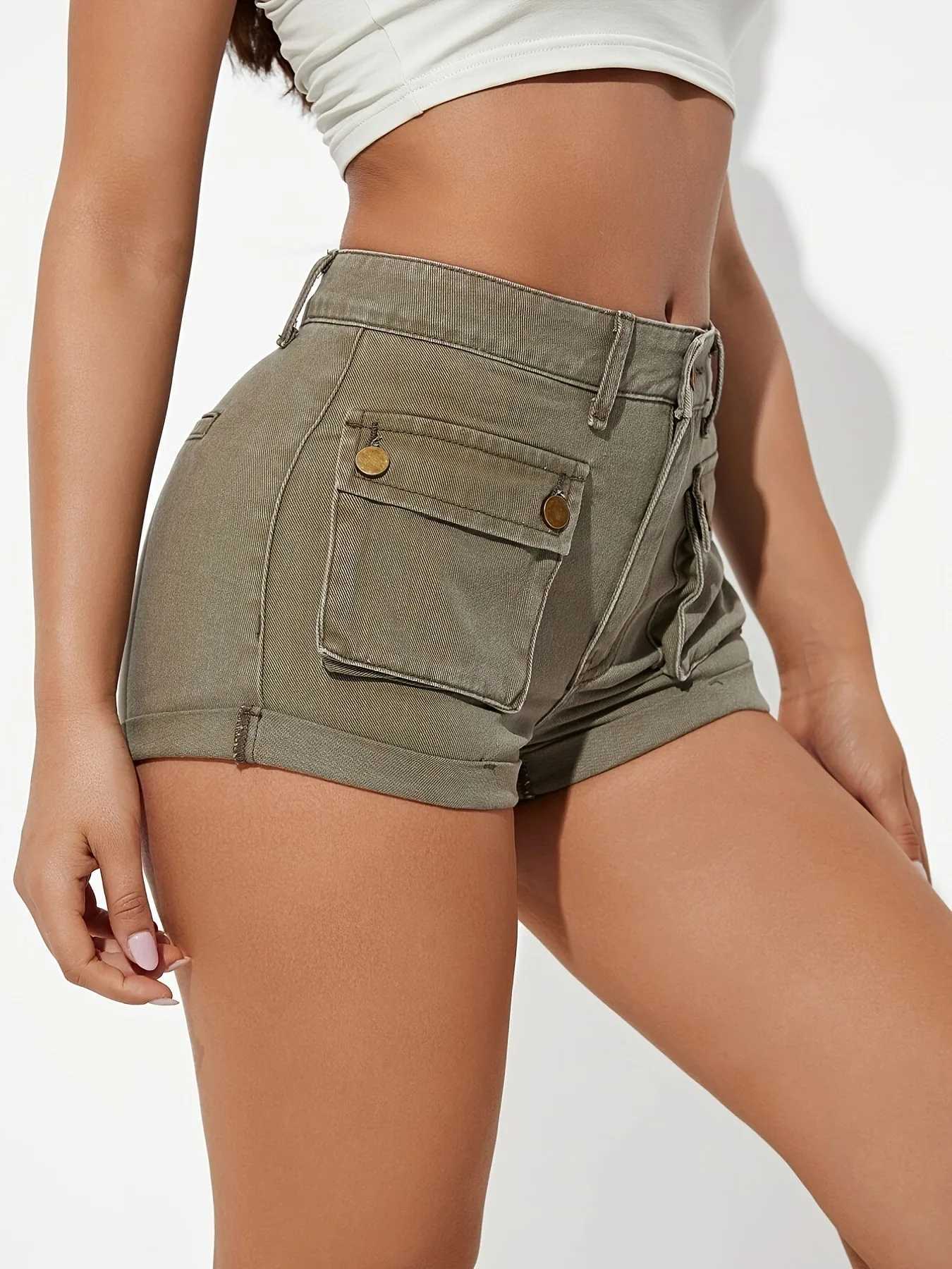 Shorts femininos Novos shorts de jeans da moda de moda de moda com bolsos Y240425