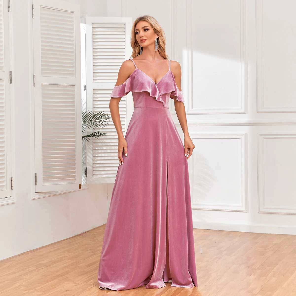 Runway Dresses New Sexy Off-the-shoulder Front Lace Ruffle Slit Long Evening Dress with A-line Hem Velvet Bridesmaid Party Dress Robe De Soire Y240426