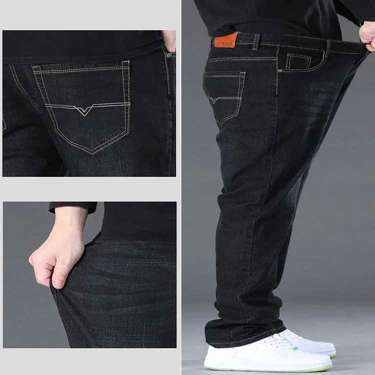 Jeans masculinos jeans jeans grandes tamanhos grandes 50 calças de jeans de tamanho grande elástico de alta altura adequadas para 45-150 kg de perna de largura de largura Pantalon Mensl2404