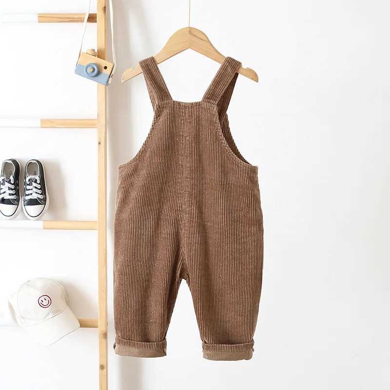 Overalls Baby Overalls Cord-Overalls Front Pocket Boys Hosen 0-3 Y Kinder Kleidung H240426