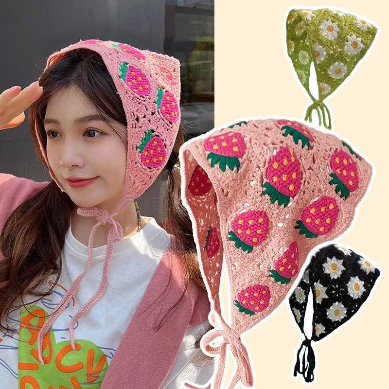 Bandanas Durag Korean Daisy Fleur Strawberry MAINMATED CORCHED HOLLOW TRIANGLE BAND TOUBLE