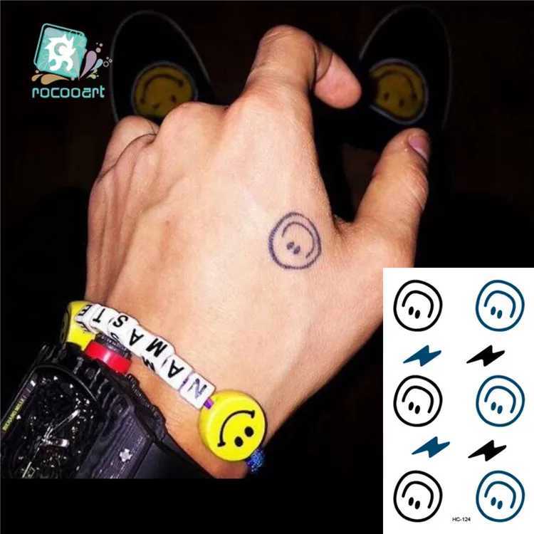 Tattoo overdracht kleine tijdelijke tattoo sticker g-dragon hetzelfde zwart glimlachend gezicht kat sterren patroon water overdracht body art nep tatoo vrouwen 240427