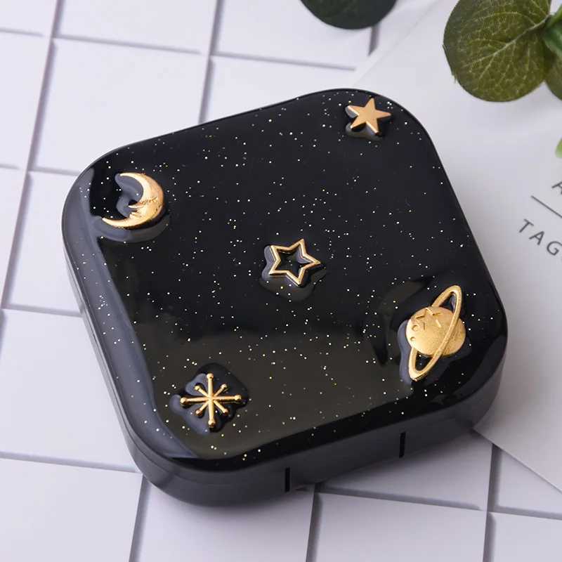 Contacts Lens Accessories New Black Starry Sky Series Contact Contact Lens Care Box avec Mirror School Travel Couleur portable Contact Lenes Duplex Case Organizer D240426