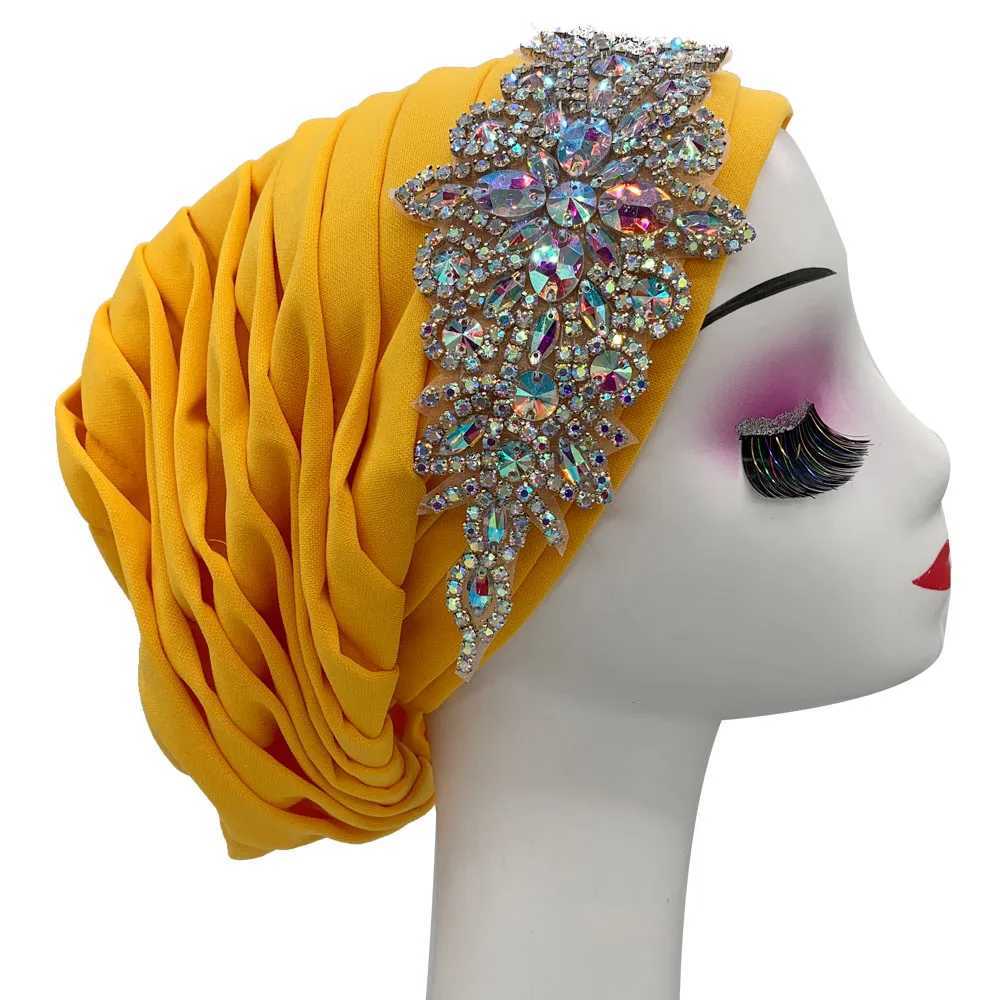 Bandanas Durag Luxury Rhinestone Womens Turbine Hat vikta afrikanska huvudbonadbröllop Huvudbonader Muslimska huvudbonnehuven Turbinhatt Mujer 240426