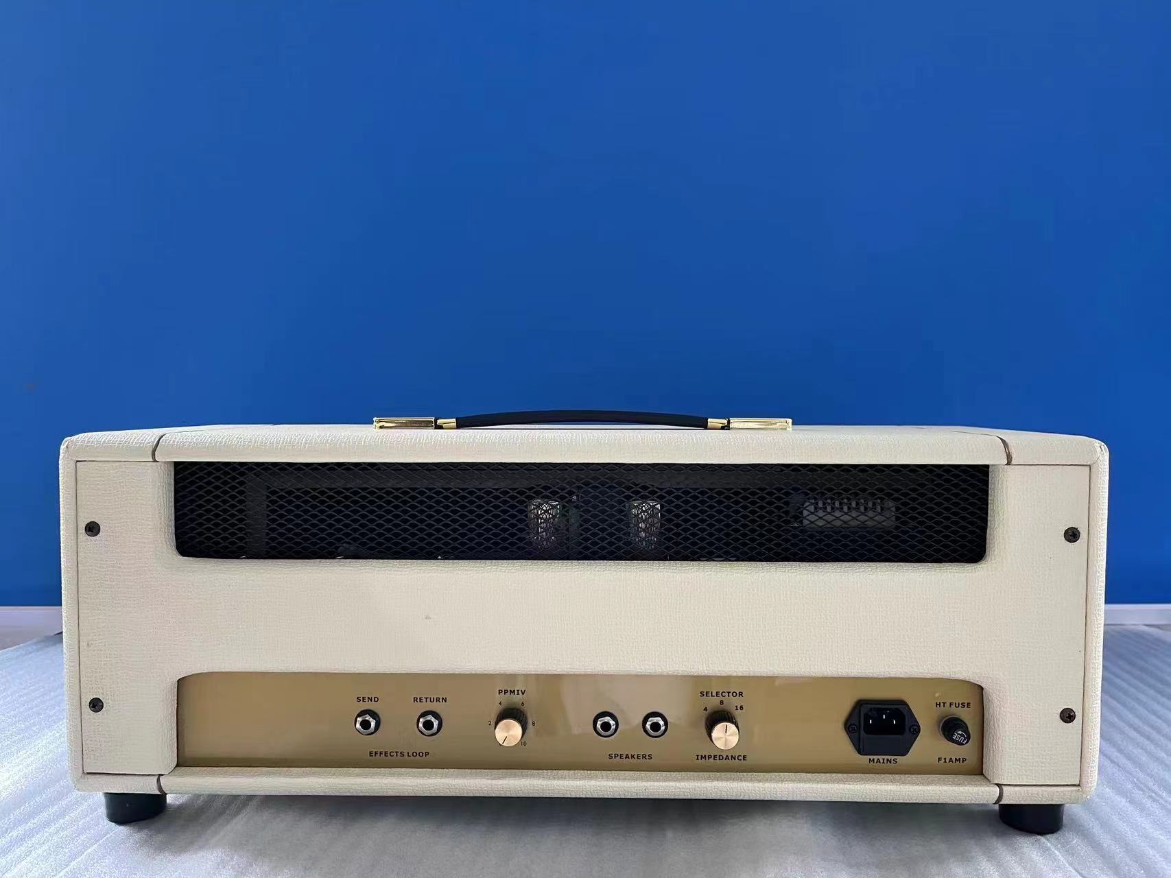 Custom Grand Amps Plexi Tone 1969 G-SLP Super Lead Plexi 50 Вт белый Tolex с главным объемом и петлей