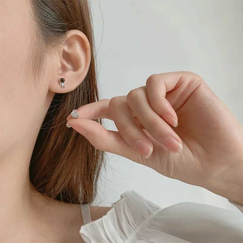 Stud Silver Color Screw Back Helix Piercing Stud Earrings For Women Cubic Zirconia 925 Silver Needles Cartilage Earring Jewelry d240426