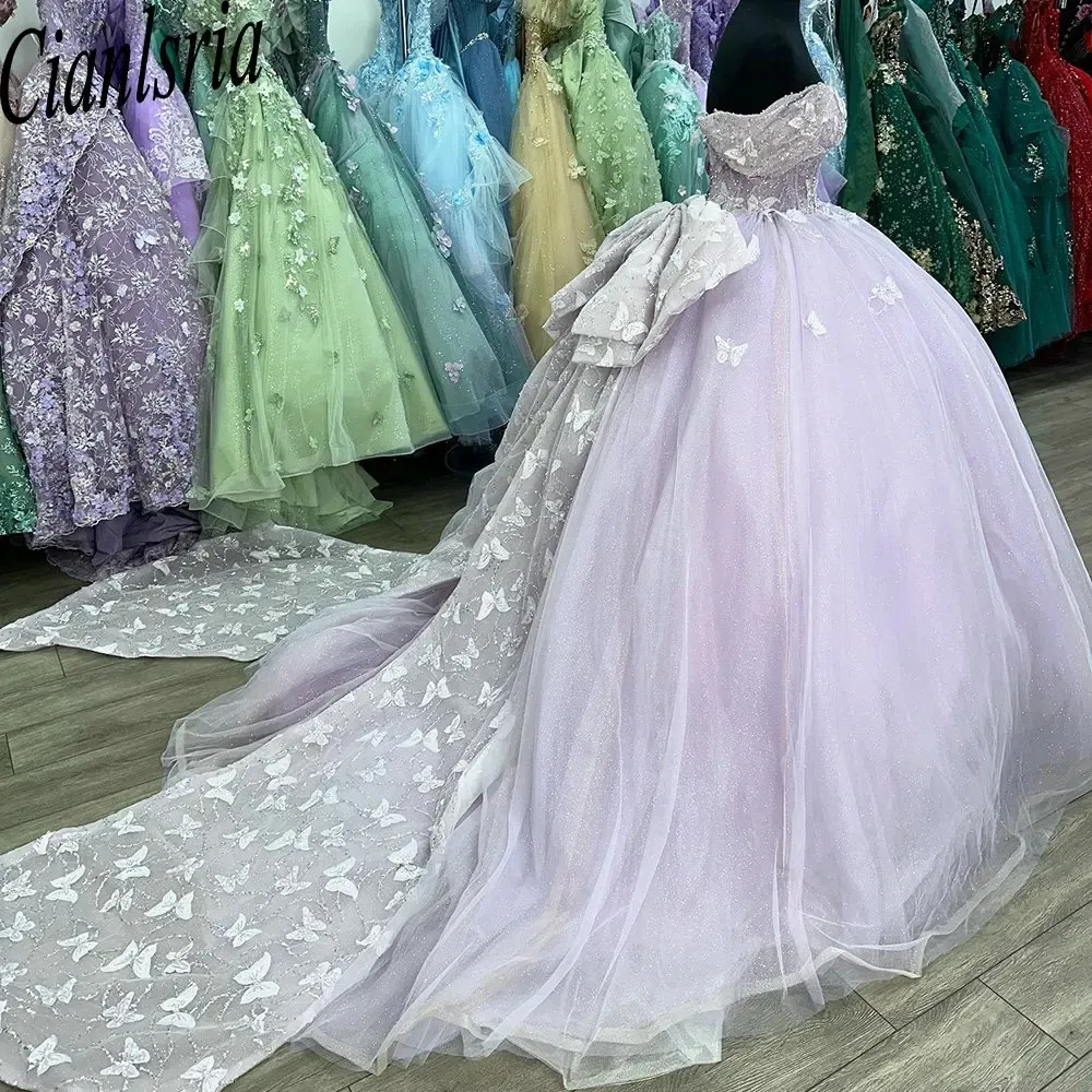 Abito da ballo a base di fila farfalla 3D lilla abiti da quinceanera da corsetto con paillettes di cristallo spalle Sweet 15 Vestidos de 15 Anos