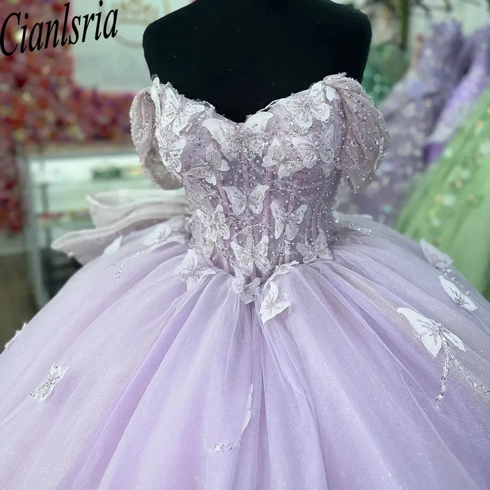 Abito da ballo a base di fila farfalla 3D lilla abiti da quinceanera da corsetto con paillettes di cristallo spalle Sweet 15 Vestidos de 15 Anos