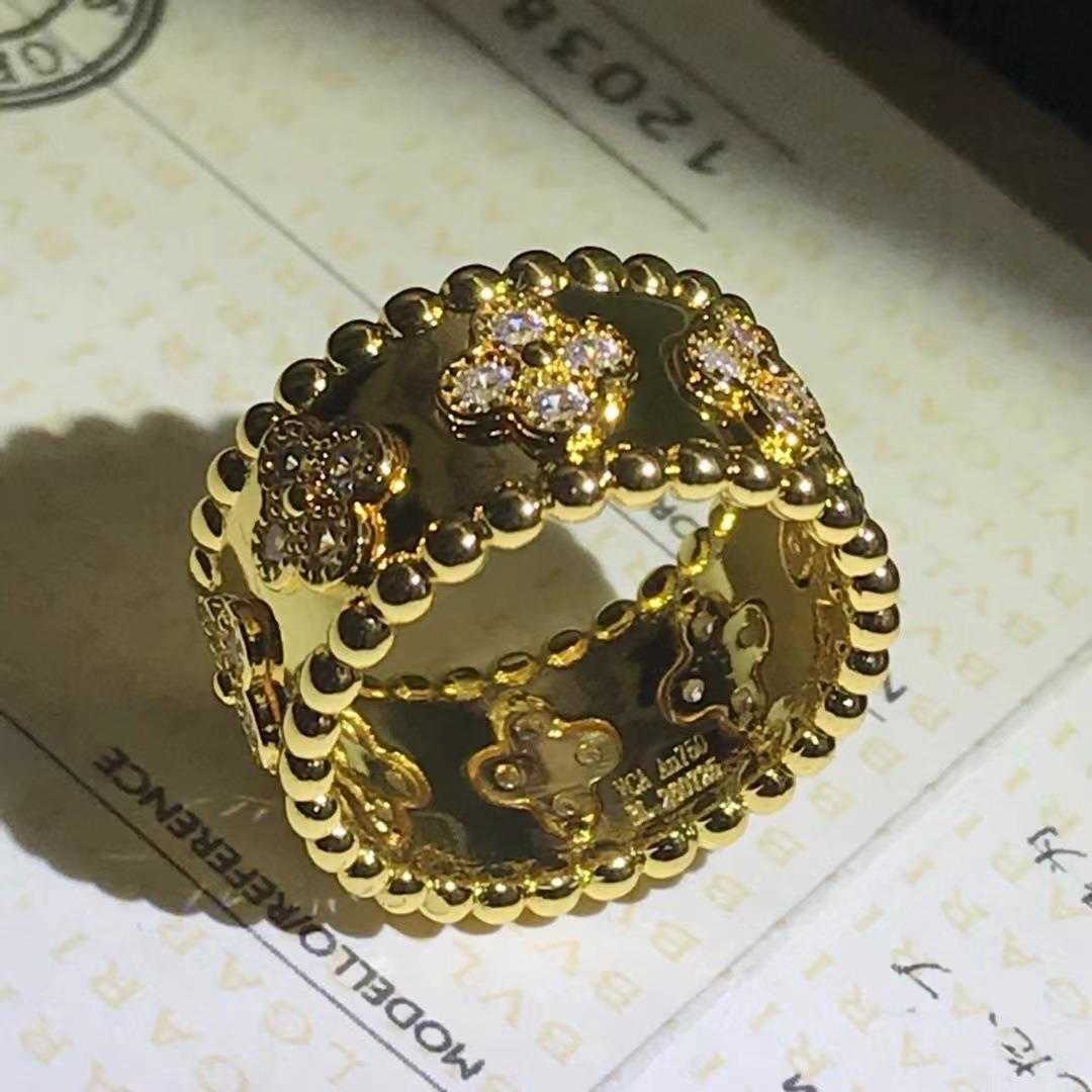 Designer High Version Van V Gold Plated Mijin High Quality Kaleidoscope Ring for Women with Diamond Beads Edge Lucky Grass
