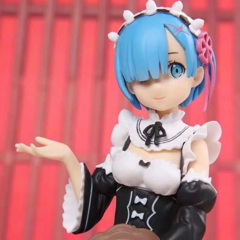 Anime Manga Blue Hair Service Girl Picture REM Torta seduta Modella di bambola carina Toy Sculture Decorative Box Packagingl2404