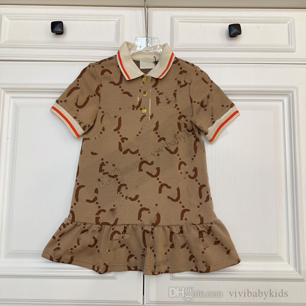 Lettere bambini Summer Stamping Thirt Designer Boys Boys Polo Lavano Tops a maniche corte In Girls Falbala Dress S1348