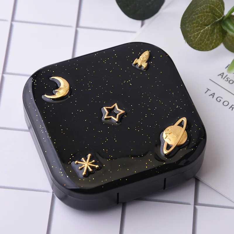 Contacts Lens Accessories New Black Starry Sky Series Contact Contact Lens Care Box avec Mirror School Travel Couleur portable Contact Lenes Duplex Case Organizer D240426