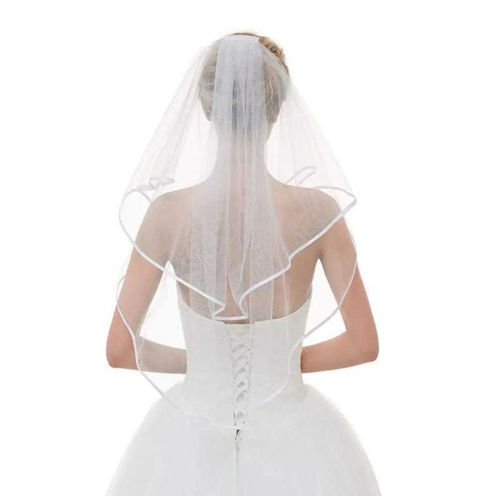 Cabelo de casamento Véu de noiva Véu simples Casamento curto véu de tule branco véu com pente para o chuveiro de noiva Vestido de festa de galinha