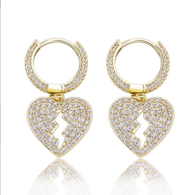 2024 boucles d'oreilles en peluche en verrue Hip Hop Bilan de luxe 18K BLAP BLAP PAVE FULLE BLANC 5A CUBIC ZICCON CZ DIAMOND GEMSTONES PARY FEMMES DIY BRILON CHOOD BROUEUR POUR MEN CADE