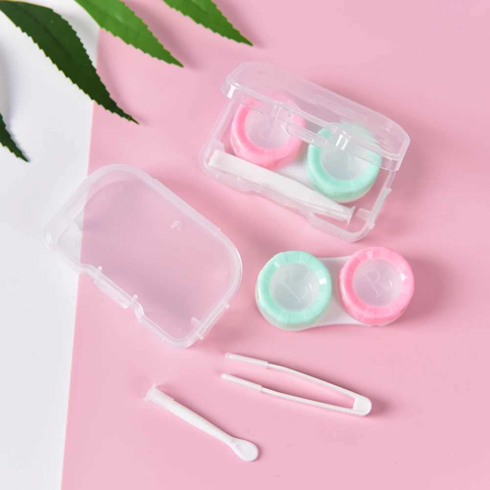 Contacts Lens Accessoires Plastique Contact Lens Box Boîte Mignon Small Small Mini Twezer Stick Eyewear Sac Container Contact Lenses SAK Rangement Random D240426