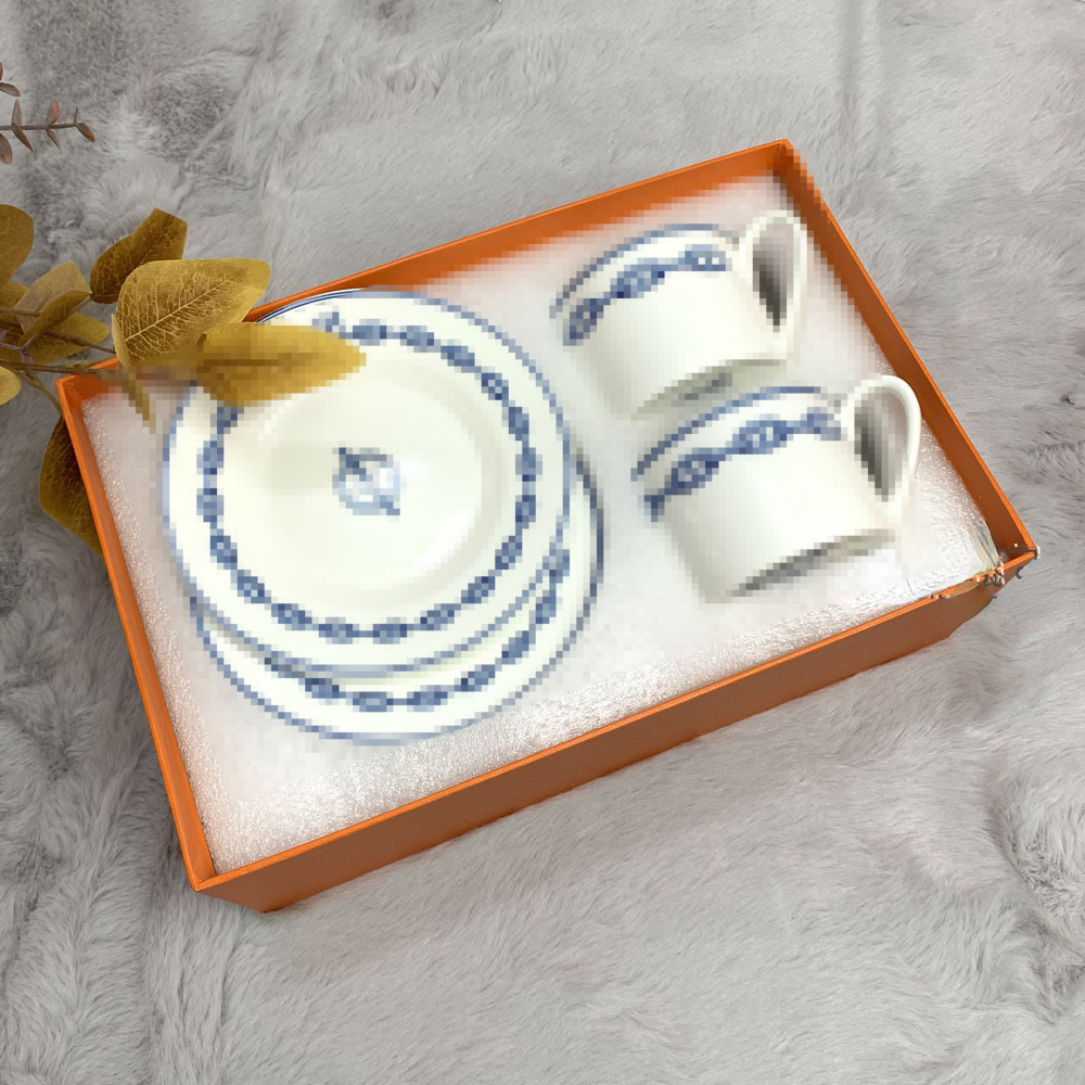 Designer Cups and Saucers Sets Luxury Afternoon Tea Coffee Cup Set with Gold Rim Coffee Cup and Saucers