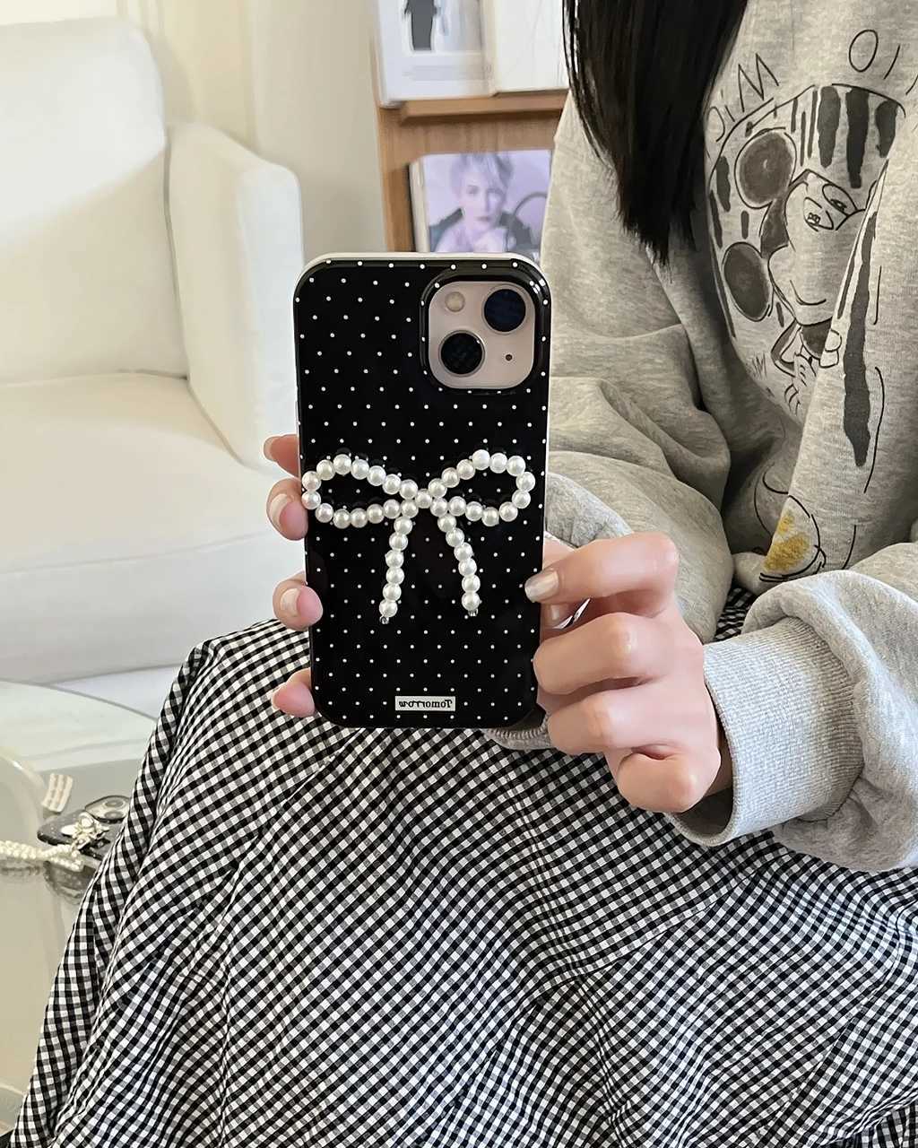 Cell Phone Cases Ins Sweet Black White Wave Point Stereoscopic Pearl Bowknot Cover Case For iPhone 15 14 13 12 11 Pro Max Phone Case J240426