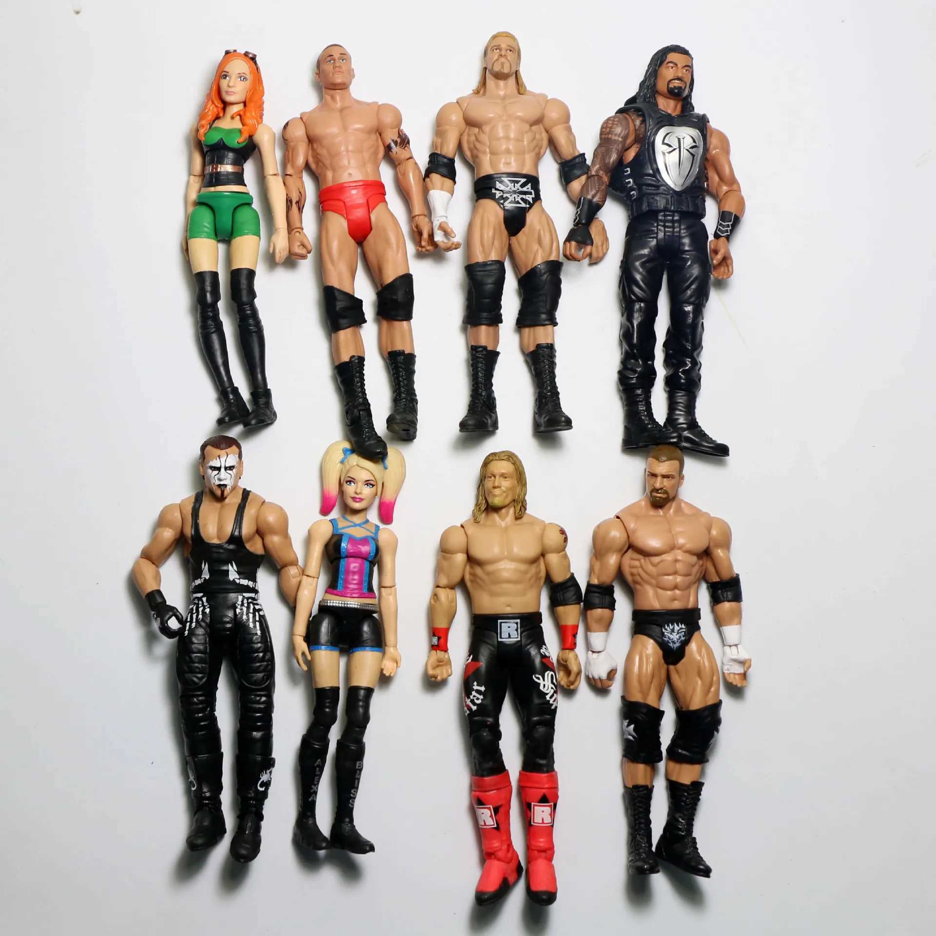 Action Toy Figures Classic Toy appena arrivato con un'altezza di giocattolo d'azione maschio e femmina di wrestler professionale di 16-18 cm con più stili 5.0L2403