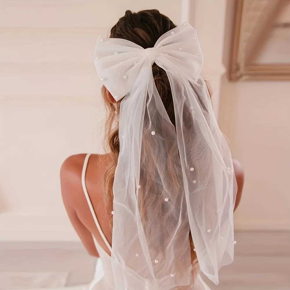 Wedding Hair Jewelry Elegant Bridal Bow Veil with pearl Bridal Wedding Headdress Short Veil Back Head Decor Hair Accessories