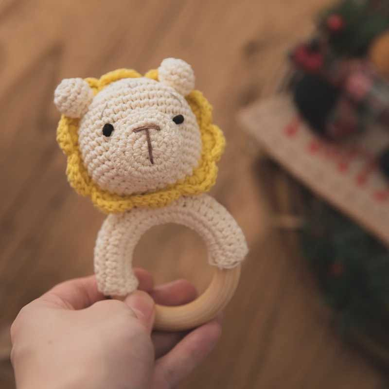 Mobiles # bébé hochet toys en bois teether crochet motif hacet lapin lion renard beartoy nouveau-né cadeau bébé crochet nom personnalisé d240426