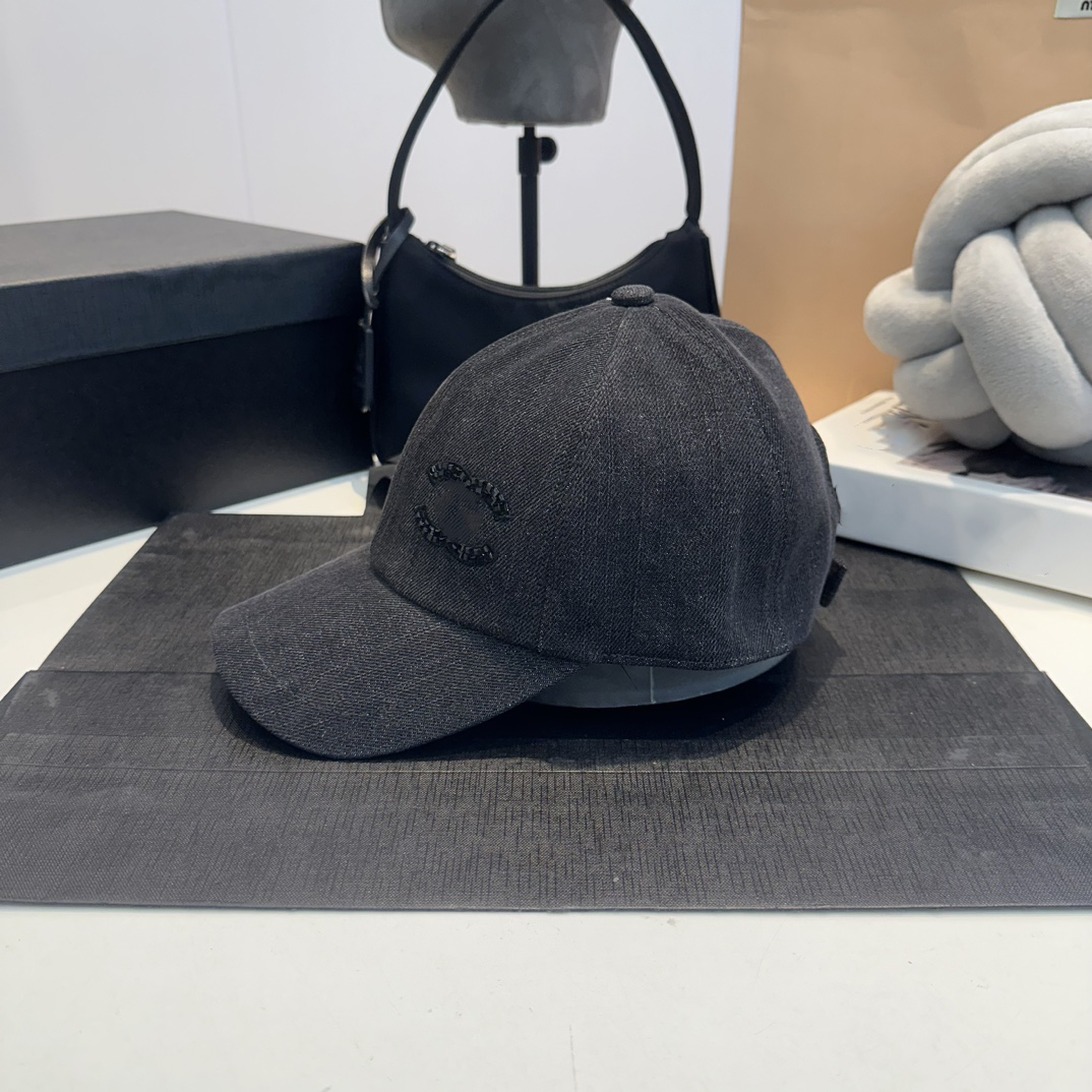 Designer Cap Luxury Classic Baseball Cap Duck Tongue Hat Tryckt strandhatt mångsidig herr och kvinnors fritids andningsbar hatt pärlstav diamant