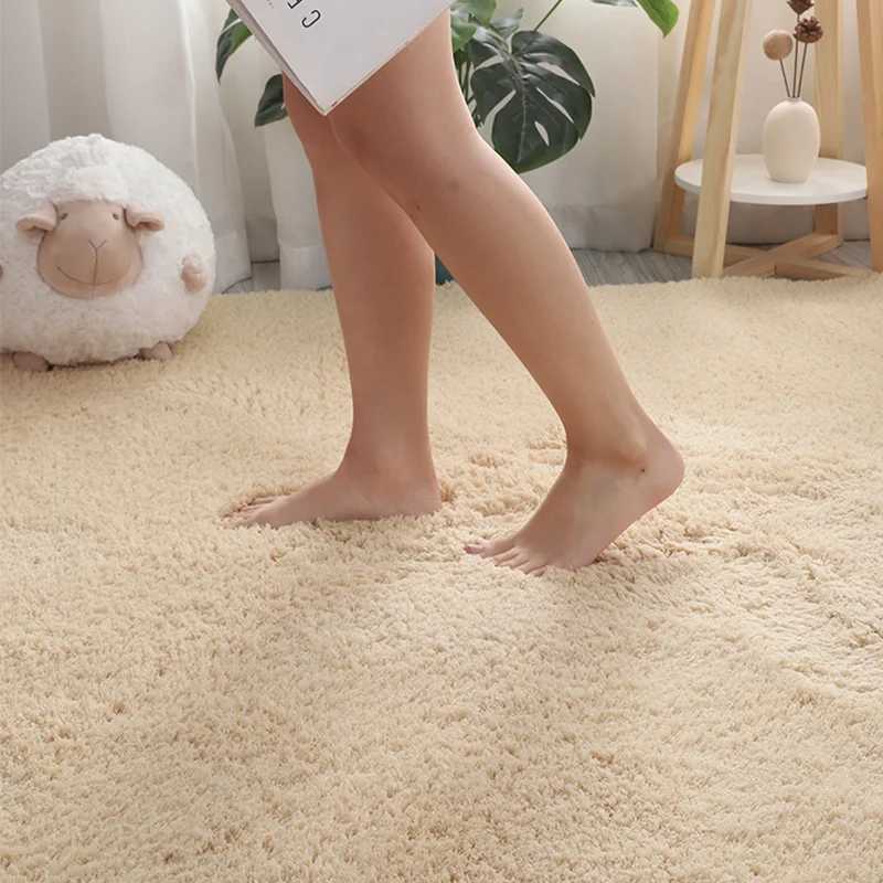 Tapijten beige tapijten woonkamer kinderkamer vloerkleden in het slaapkamerdecor voor huizendecoratie pluizig haar tienermeisje meisje mat bed