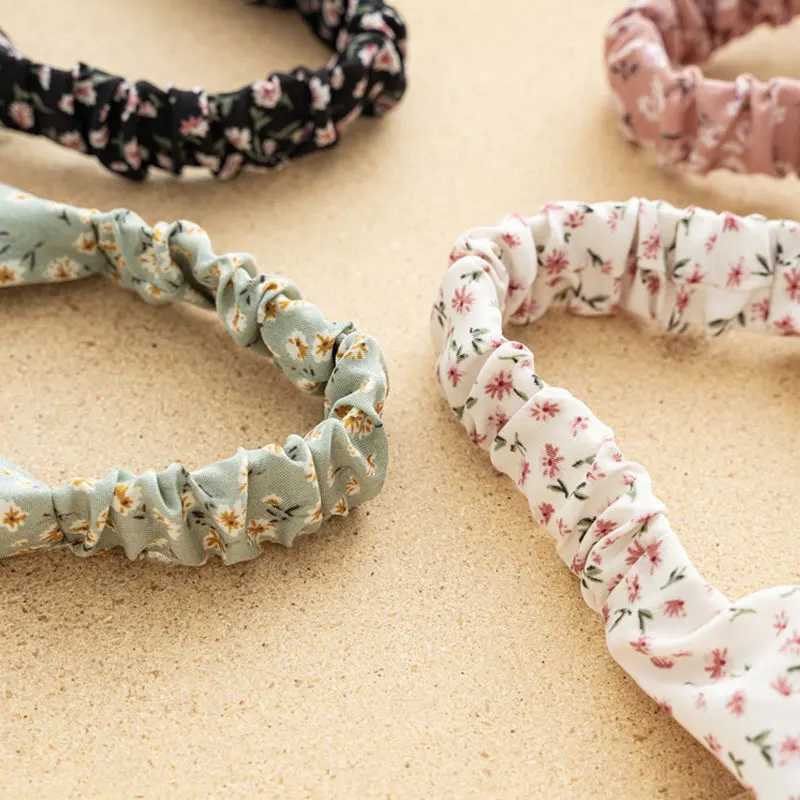 Bandanas Durag Retro Womens Headband Flower Elastic Turbo Headband New Summer Beach Headband Womens Hair Accessories 240426