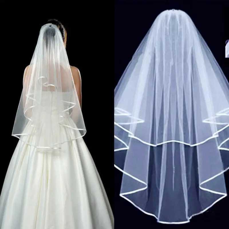 Wedding Hair Jewelry Bridal Veils Short 2 Tier Veil Soft Mesh Comb Wedding Party Bride Veil Hair Accessories for Women and Girls Ivory