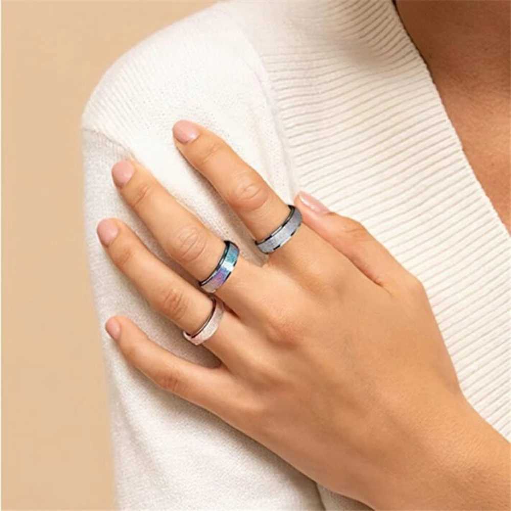 Pierścionki ślubne 6 mm kobiety obrotowe pierścień obrotowy ulga ciśnieniowe obrotowe piaskowate stalowe pierścionki ze stali nierdzewnej damski punkowy rockowy biżuteria odporna na stres
