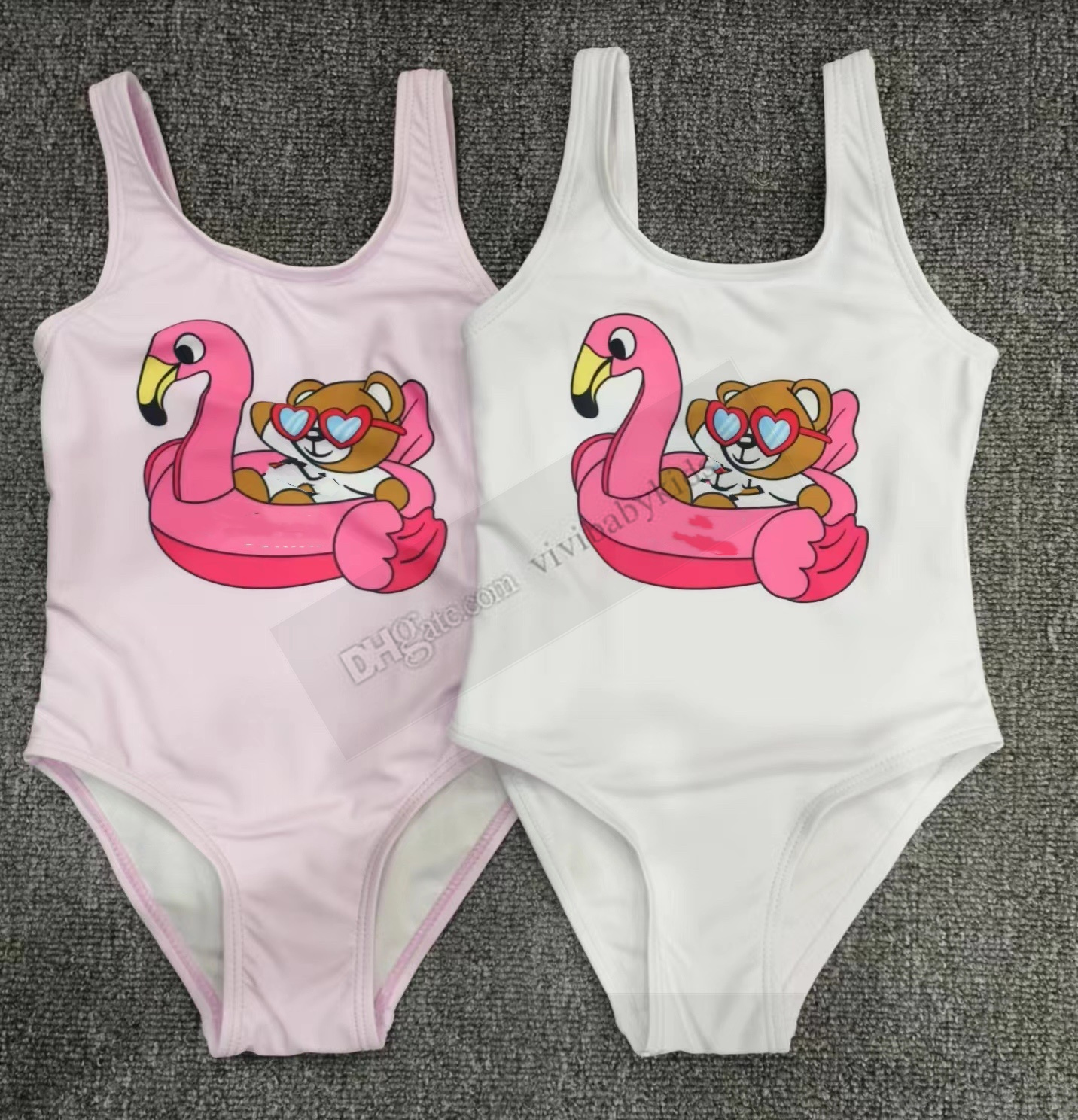 Desinger Girls Dinosaur Printed One-Pieces Swimsuit Ins Kids Star Letter Swimming Baby Bathing Suit Bikini Children Cartoon Bear Beach badkläder S1352