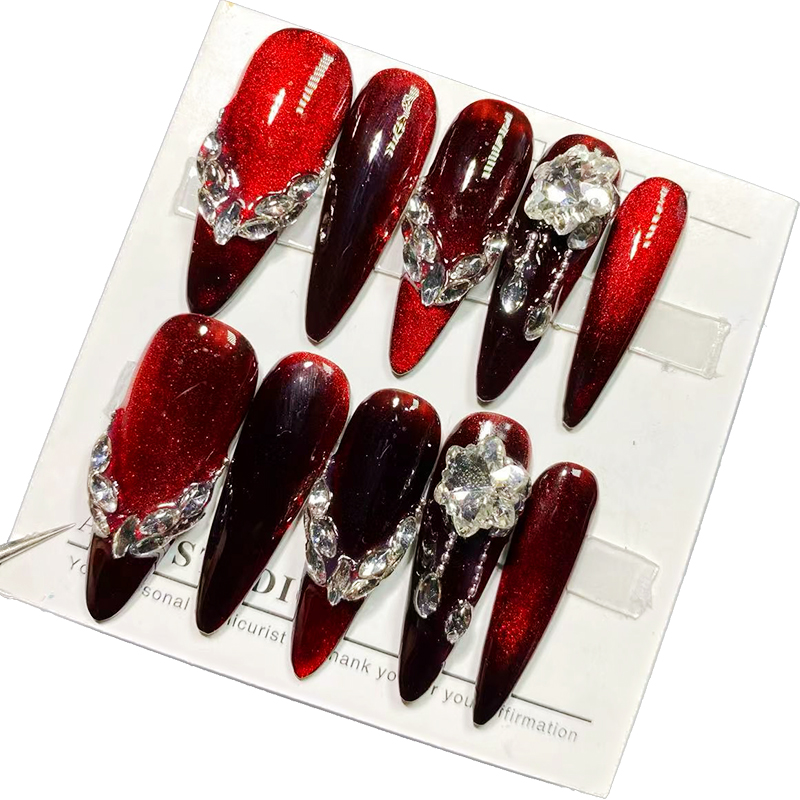 Handgemaakte Y2K Punk Style Long Coffin valse Nagels Tips Glitter Rijnstand Pers op Nagels Herbruikbare korte nep nagel met lijmgeschenk modieus schoonheidsmodel draagt nagels