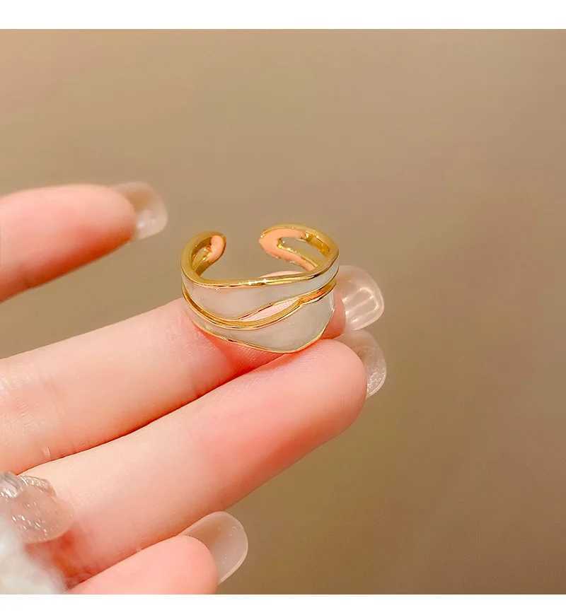 Обручальные кольца уникальное нерегулярное металлическое кольцо для женской личности универсальное кольцо модного темперамента и холодный стиль