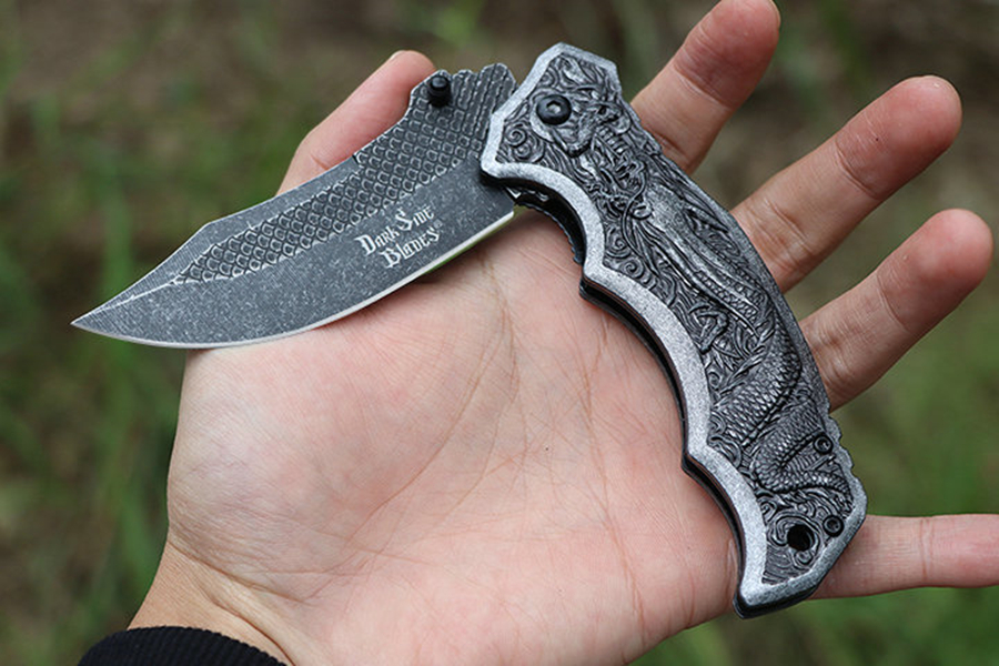 Dark Dragon Tactical Folling Knife 440C Stone Wash Blade Stalen handvat Camping Hunting Begeleide Flipper Pocket Knives