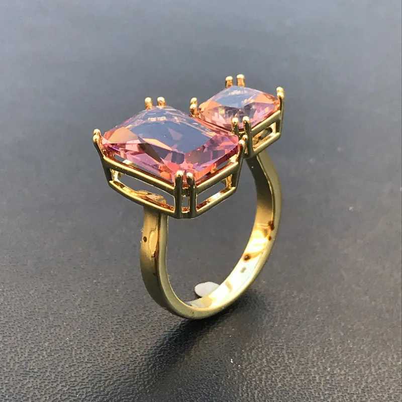 Anneaux de bande csjs Nouveau design de la bague en zultanite crée un changement de couleur sultaneite gemmstones exquise bijoux de fête pour femmes cadeaux de mariage Q240427