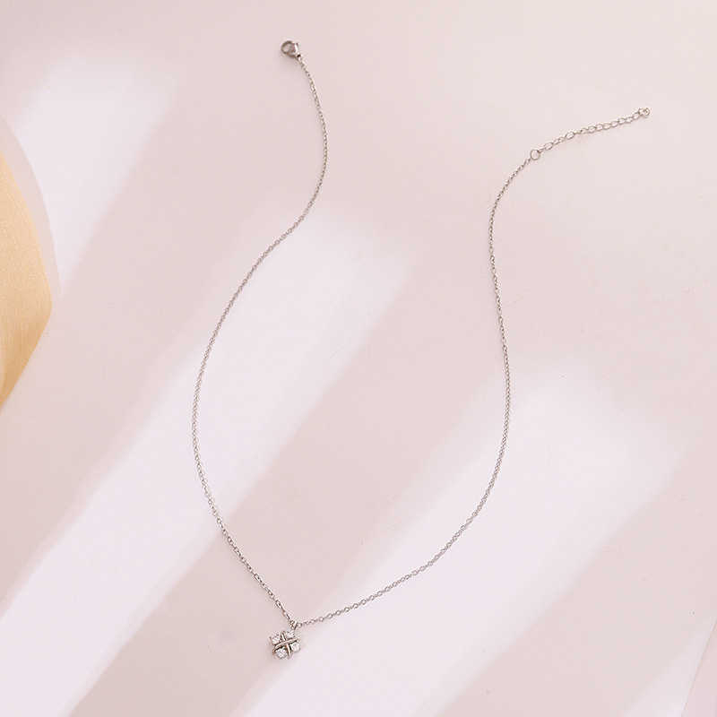 Luxe tiifeniy ontwerper hanger kettingen gouden elektroplatingkorean ontwerp met highd en etherische charme gepersonaliseerde internet beroemdheid bezaaid diamant co
