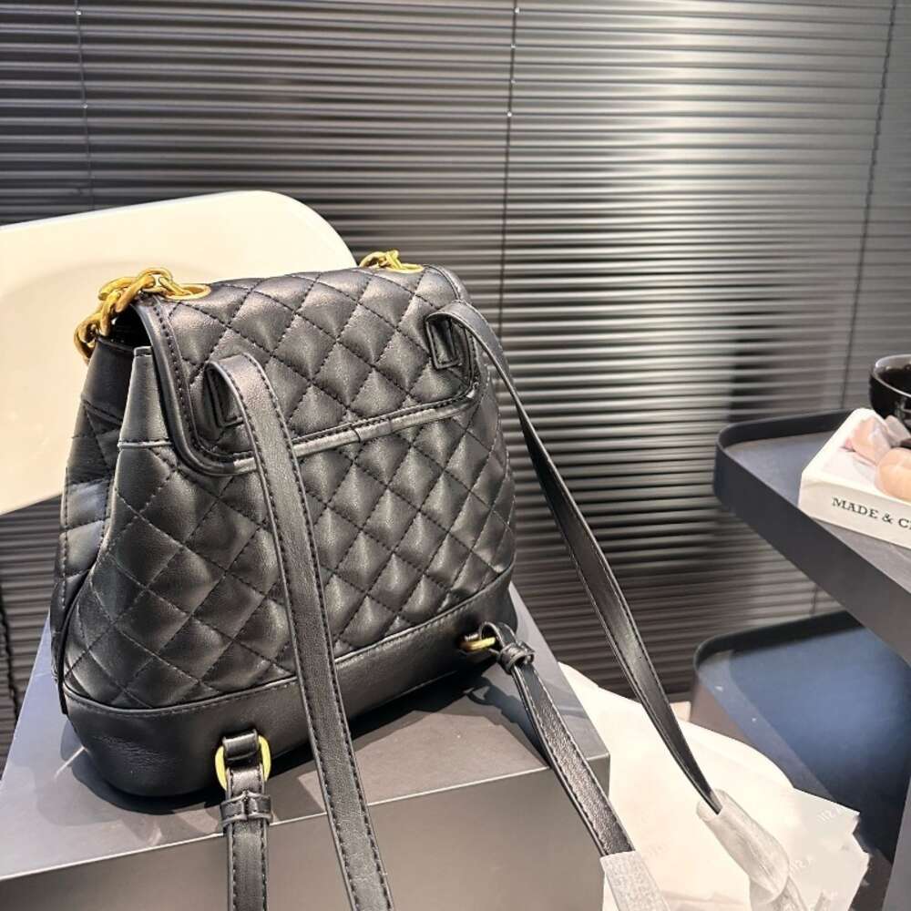 Designer borsetta Brassa di marca da donna di lusso Lingge ricamato zaino femminile Nuovo popolare borsa a catena versatile piccola borsa da viaggio di moda