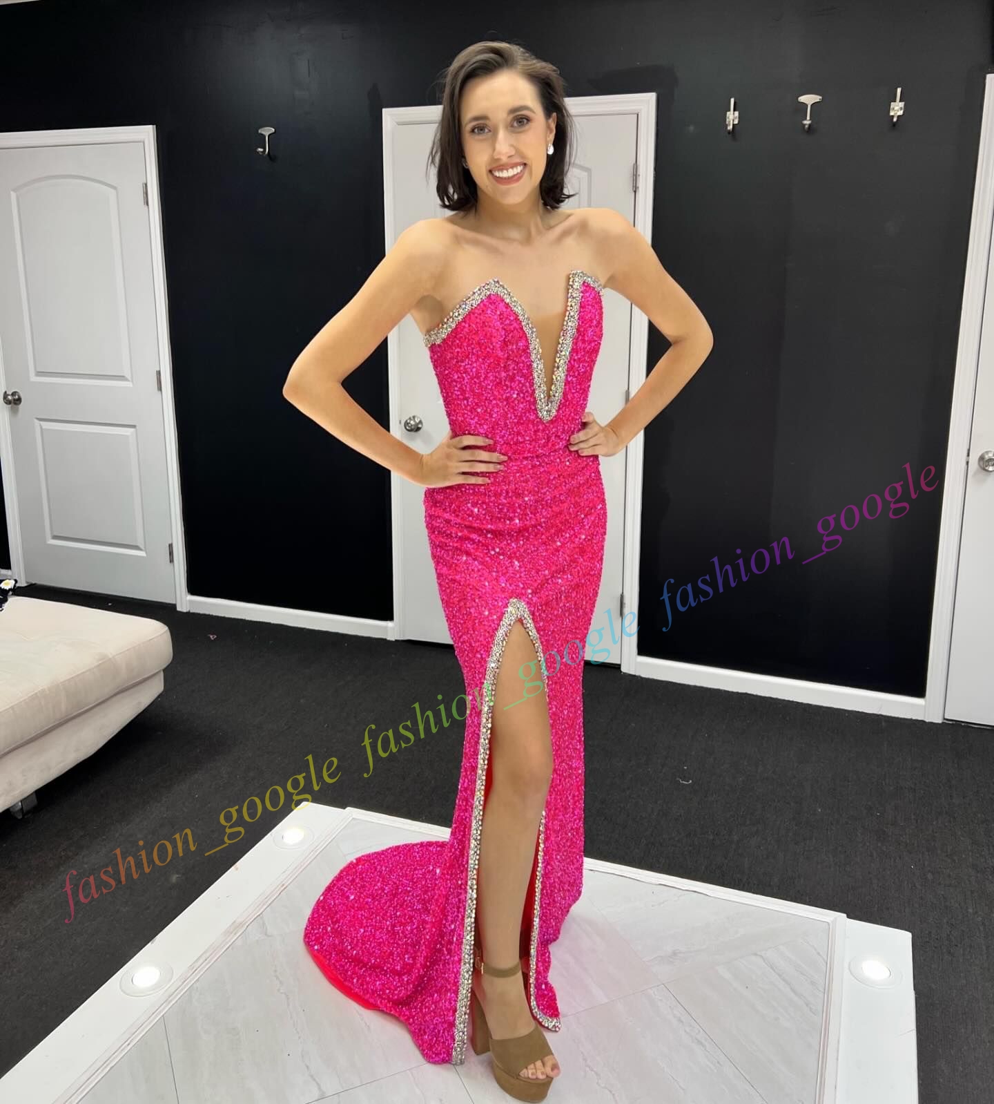 Pailletten trägerloser formaler Partykleid Schlitzkristall V-Ausschnitt Säule Prominente Lady Festzug Abschlussabend Event Besonderer Anlass Hoco Gala Cocktail Red Teppich Landebahn Kleid