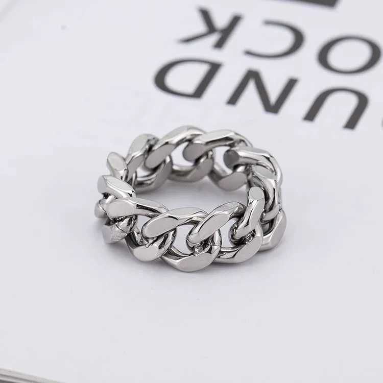 Wedding Rings Unique Creative Personality Style Punk Titanium Steel Smooth Face Mens and Womens Universal Chain Ring Jewelry
