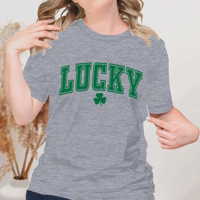 Męskie koszulki Y2K moda prosta koszulka w stylu duża zielona litera irlandzka koszulka komfort kolory stożka st-shirt Summer Cool Lucky T-Shirtl2404