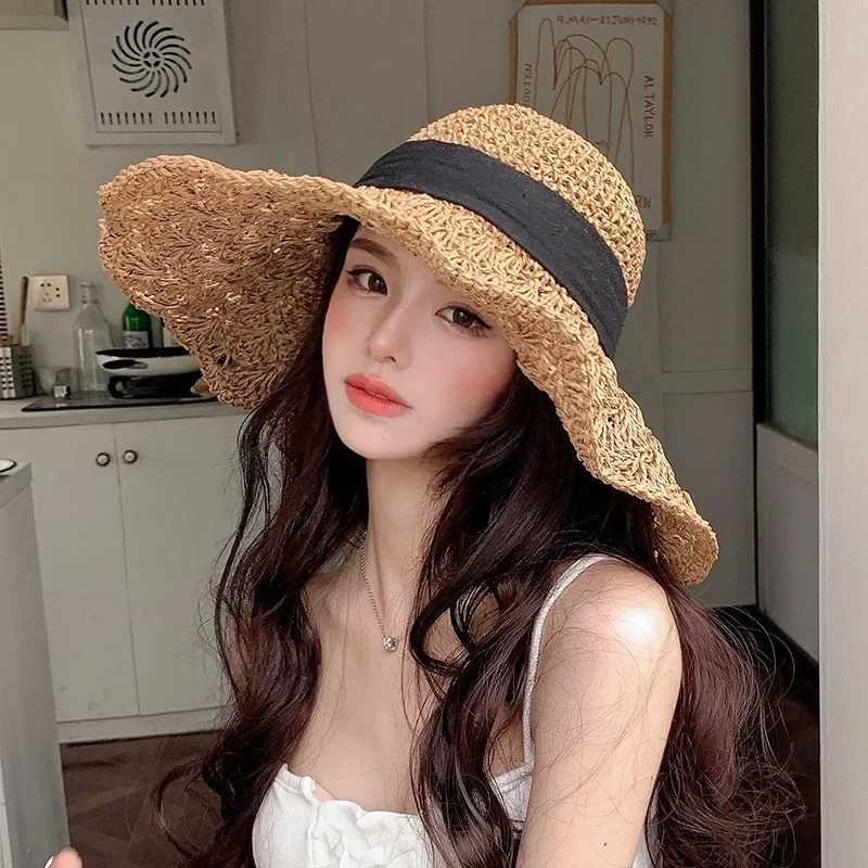 Chapeaux à bord large chapeau seau de seau d'été chapeau de soleil femme panama chapeau femmes Str chapeau grand brim de plage chapeau pliable vacances chapeau d'été