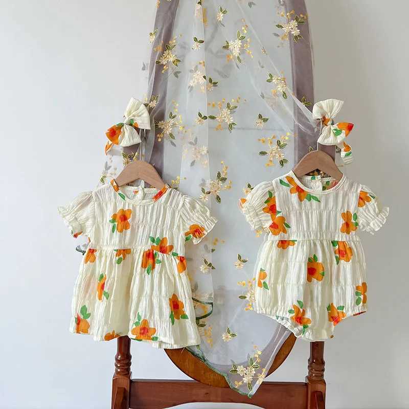 Rompers Summer Floral Short Sleeve Bodysuit Toddler Princess Sukienka z opaską na głowę ubrania dla dzieci H240429