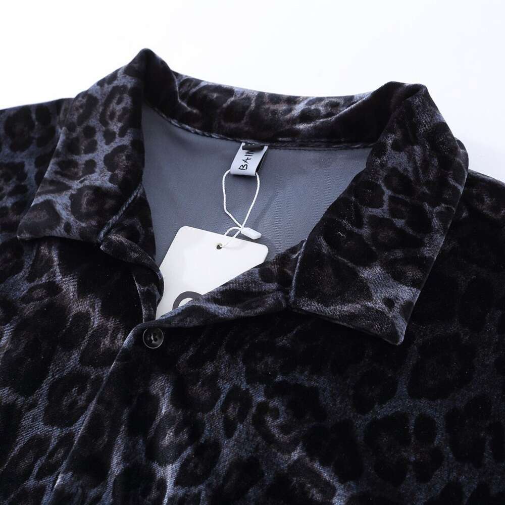 Chińsko-Chic Ins Leopard Print Silk Shirt krótkie rękawowe garnituru Mężczyźni i kobiety miłośnicy High Street Lose Casual T-Shirt Men's Five Quarter Shorts Summer